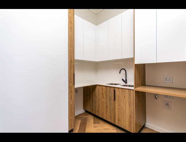 2 BEDROOM APARTMENT FOR SALE IN CENTURY CITY